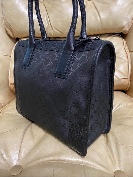 Gucci Handbags - LKNW Gucci Tote Bag Top Handle GG Black Canvas/Leather COA
